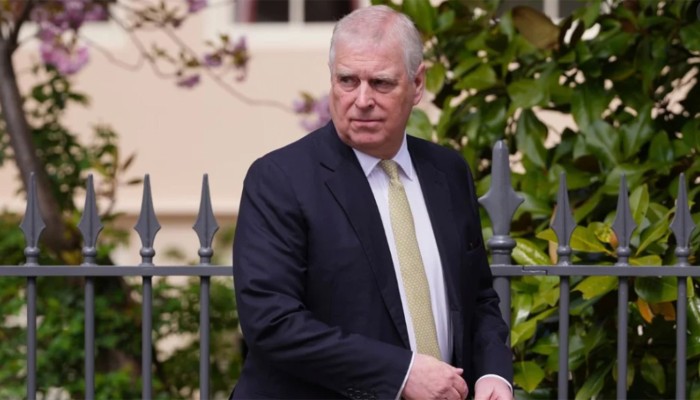 ​ব্রিটিশ রাজার ছোটভাই অ্যান্ড্রু মাউন্টব্যাটেনকে গ্রেপ্তার