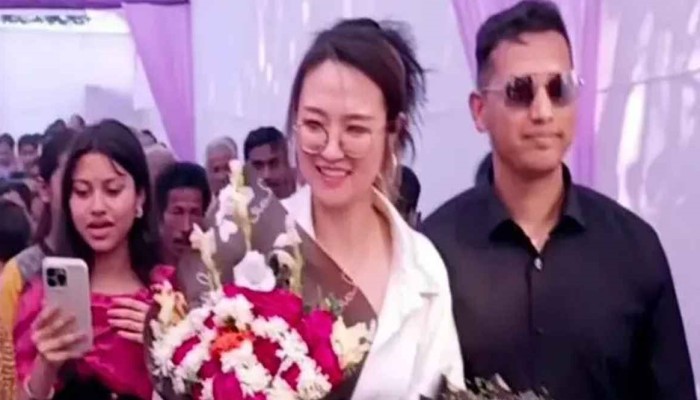 ​প্রেমের টানে মৌলভীবাজারে চীনা তরুণী