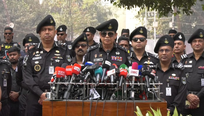 ​কেন্দ্রীয় শহীদ মিনারসহ সারাদেশে কঠোর নিরাপত্তা ব্যবস্থা : র‍্যাব