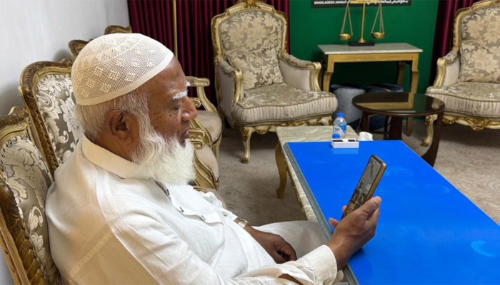 ​‘ইনকিলাব জিন্দাবাদ’ লিখে ভোরে জামায়াত আমিরের ফেসবুক পোস্ট