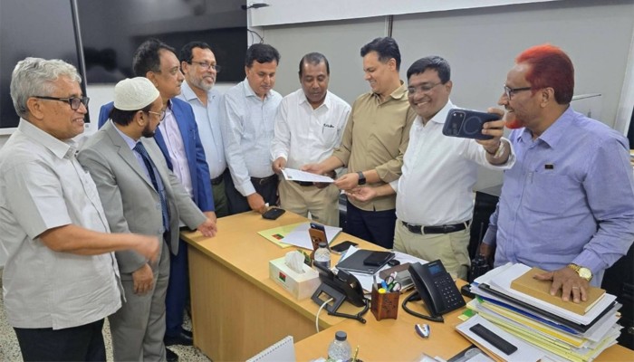 প্রধানমন্ত্রীর ছেড়ে দেওয়া আসনে লড়বেন জেলা বিএনপির সভাপতি