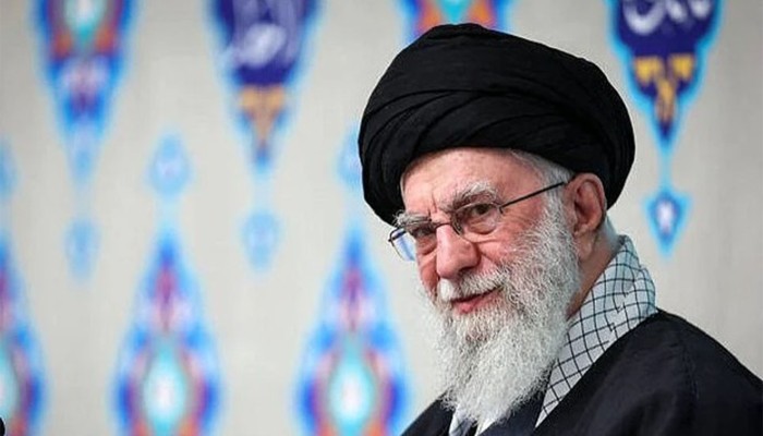 ​কার্যালয়ে বসে কাজ করার সময় নিহত হন খামেনি: রাষ্ট্রীয় টিভি