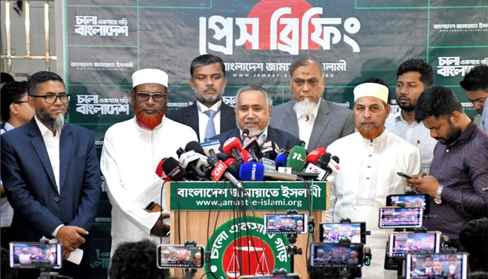 ​অন্তর্বর্তী সরকারের দুই উপদেষ্টা বাংলার নতুন মীরজাফর: জামায়াত