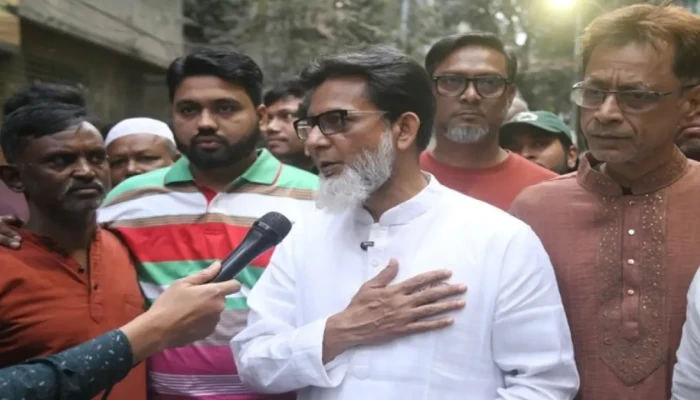 খাল দখলদারদের আশ্রয় দিলে তাকেও আইনের আওতায় আনা হবে : প্রতিমন্ত্রী