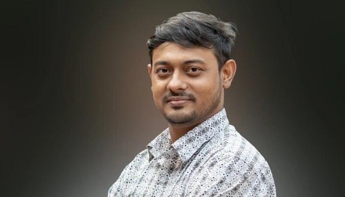 মির্জা আব্বাসকে ভয়ভীতি, নাসীরুদ্দীন পাটওয়ারীর বিরুদ্ধে মামলার আবেদন