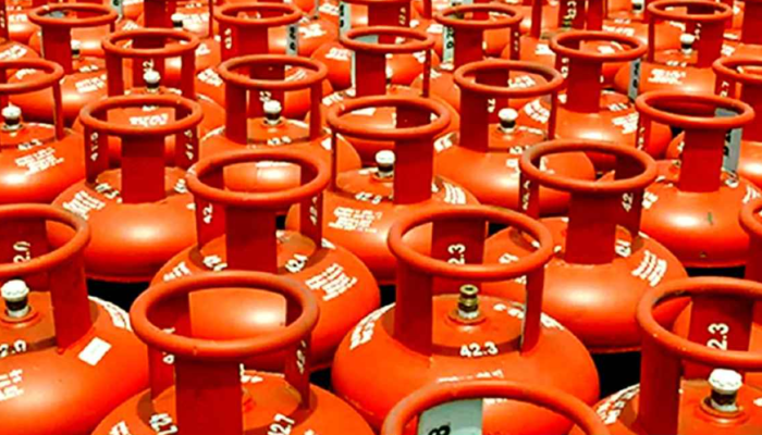 এলপি গ্যাসের দাম ৪১০ টাকা বাড়ানোর প্রস্তাব