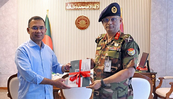 ​প্রধানমন্ত্রীর সঙ্গে বেপজার নির্বাহী চেয়ারম্যানের সাক্ষাৎ