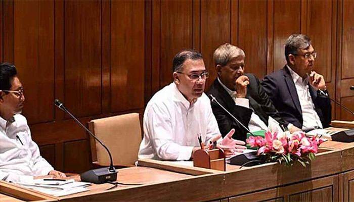 ​মন্ত্রী-এমপিদের চলনে-বলনে মার্জিত থাকার নির্দেশ