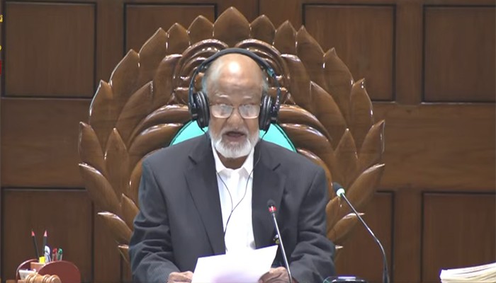 প্রথম অধিবেশনের সভাপতি খন্দকার মোশাররফ হোসেন