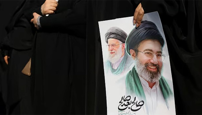 ইরানি নেতৃত্ব ভেঙে পড়ার কোনো ঝুঁকি নেই:  রয়টার্স