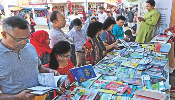 ​মেলায় ১৭ কোটি টাকার বই বিক্রি