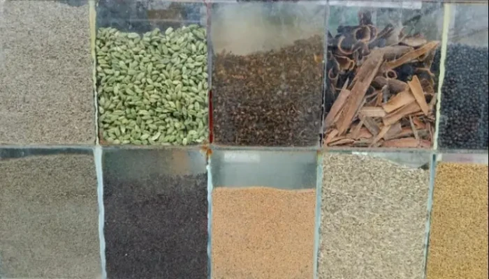 ঈদ বাজার : বেড়েছে মসলার দাম