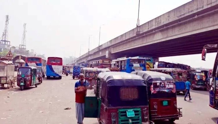 যানজট এড়াতে ধাপে ধাপে ছুটি হবে পোশাক কারখানা