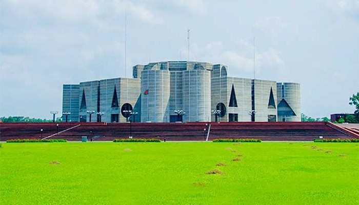 ​সংসদ ভবনের দক্ষিণ প্লাজায় ঈদের জামাত সকাল ৮টায়