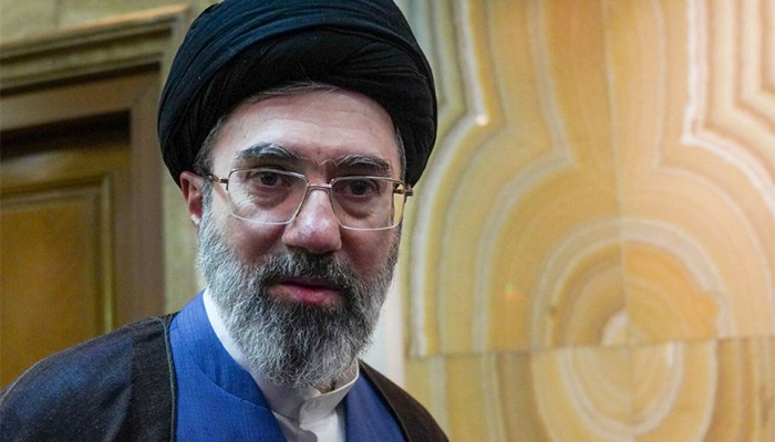 যুক্তরাষ্ট্রের পক্ষ থেকে যুদ্ধবিরতির প্রস্তাব প্রত্যাখ্যান মোজতবা খামেনির