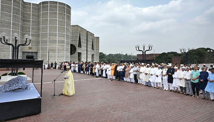 সাবেক এমপি জি এম ফজলুল হকের জানাজা দক্ষিণ প্লাজায় অনুষ্ঠিত