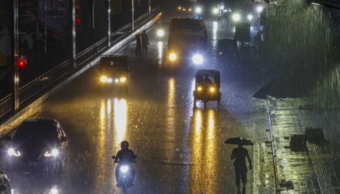 ​রাতের মধ্যেই প্রবল ঝড়ের আশঙ্কা, ঈদের দিন হতে পারে শিলাবৃষ্টি