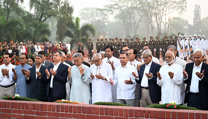 জাতীয় স্মৃতিসৌধে বিএনপির শ্রদ্ধা