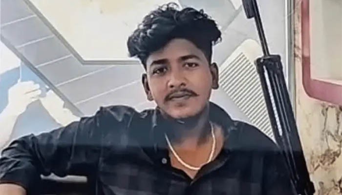 ​বাগেরহাটে বাড়িতে ঢুকে শিক্ষার্থীকে গুলি করে হত্যা