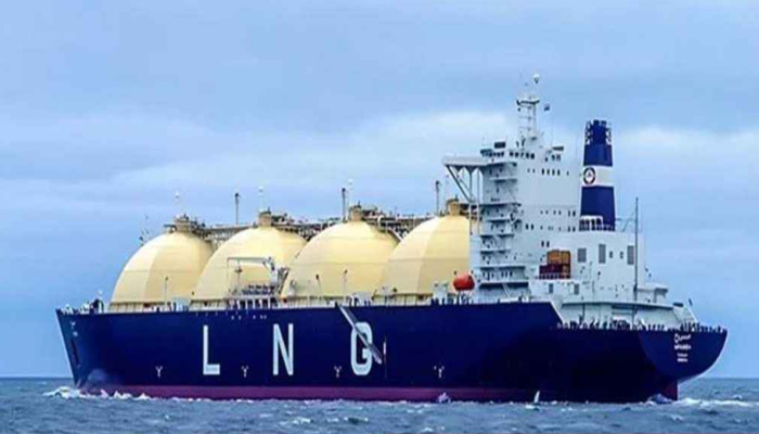 ২ লাখ টন এলএনজি নিয়ে চট্টগ্রাম বন্দরে আসছে আরও ৩ জাহাজ
