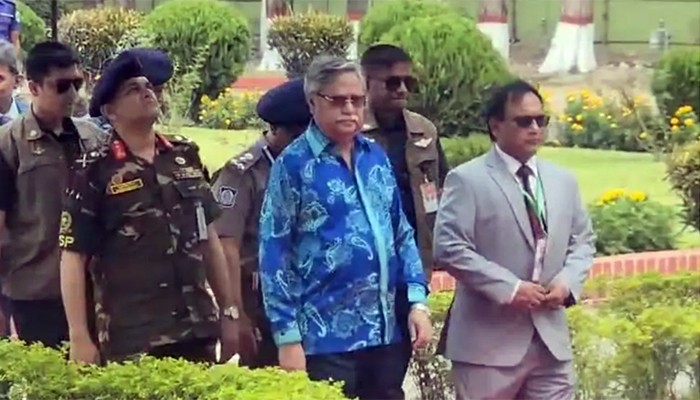 ​পাবনায় পৌঁছেছেন রাষ্ট্রপতি