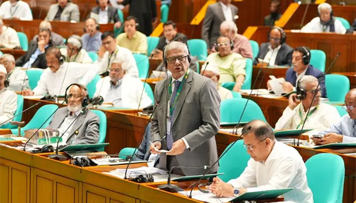 দুর্নীতিকে প্রশ্রয় নয়, গ্রামাঞ্চলের রাস্তাঘাটে সর্বোচ্চ অগ্রাধিকার