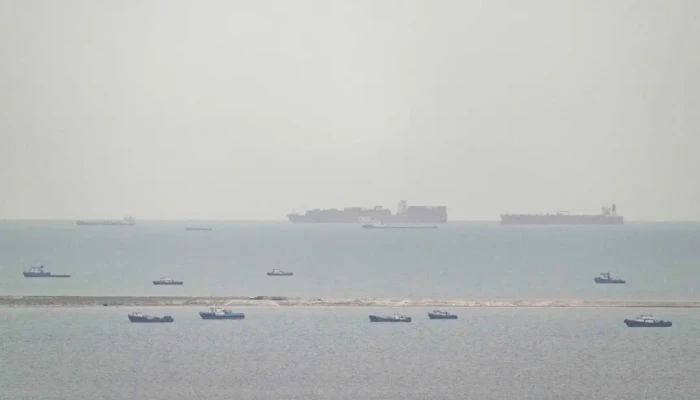 ইরান যুদ্ধে যোগ দেওয়ার প্রস্তুতি নিচ্ছে আমিরাত