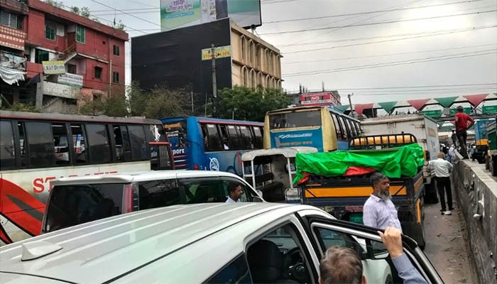 ​ঢাকা-চট্টগ্রাম-সিলেট মহাসড়কে ১০ কিলোমিটার যানজট