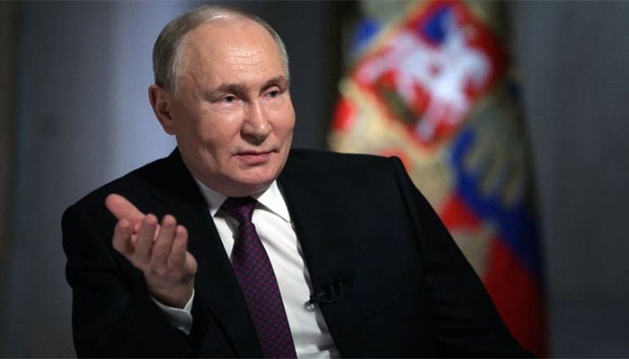 ​মধ্যপ্রাচ্য শান্ত করতে সব প্রচেষ্টা নিতে প্রস্তুত রাশিয়া: পুতিন