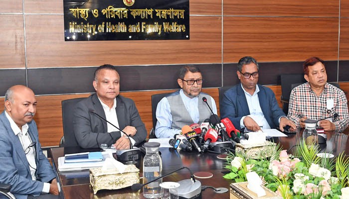 ঝুঁকিপূর্ণ ৩০ উপজেলায় হামের জরুরি টিকাদান শুরু