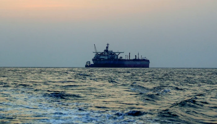 এবার হরমুজ প্রণালি ব্যবহারের অনুমতি পেল ইরাক