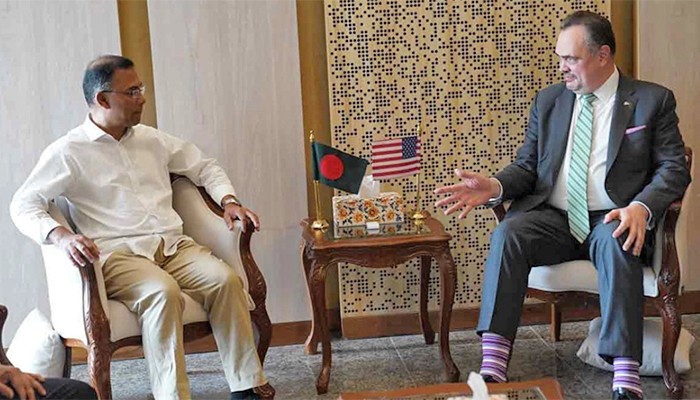 ​প্রধানমন্ত্রীর সঙ্গে মার্কিন রাষ্ট্রদূতের সাক্ষাৎ