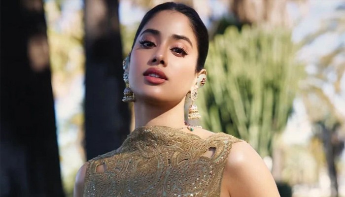 ​পর্ণ সাইটে নিজের ছবি ‌দেখে চমকে যান জাহ্নবী