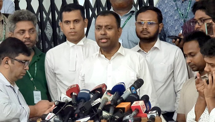 ​আবু সাঈদের মরদেহে গুলির অস্তিত্ব প্রমাণ হয়নি: আইনজীবী