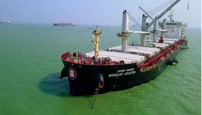 ​হরমুজ পার হওয়ার অনুমতি পায়নি বাংলাদেশি জাহাজ