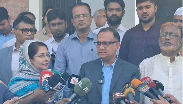 রেশম গোটা দেশের সম্পদ, আমাদের ঐতিহ্য: পাটপ্রতিমন্ত্রী