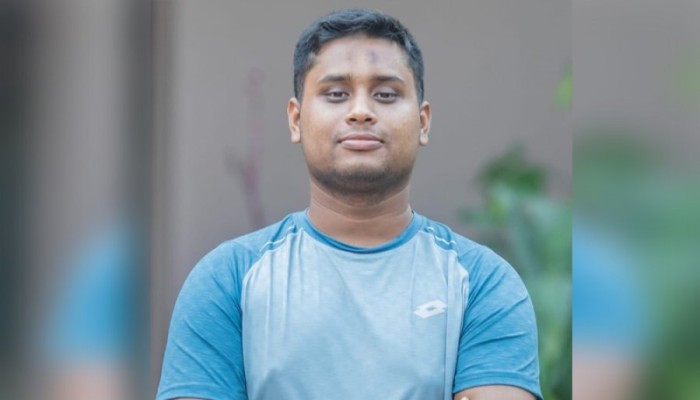 সংসদীয় সিদ্ধান্ত ও সংস্কার ইস্যুতে হাসনাতের লাইভ বক্তব্য