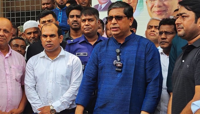 ​জ্বালানি তেল নিয়ে আতঙ্কের কোনো কারণ নেই: প্রতিমন্ত্রী