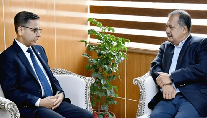 ​তথ্যমন্ত্রীর সঙ্গে ভারতীয় হাইকমিশনারের সাক্ষাৎ