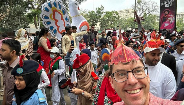 নববর্ষের আনন্দে শামিল বিদেশি রাষ্ট্রদূতরা