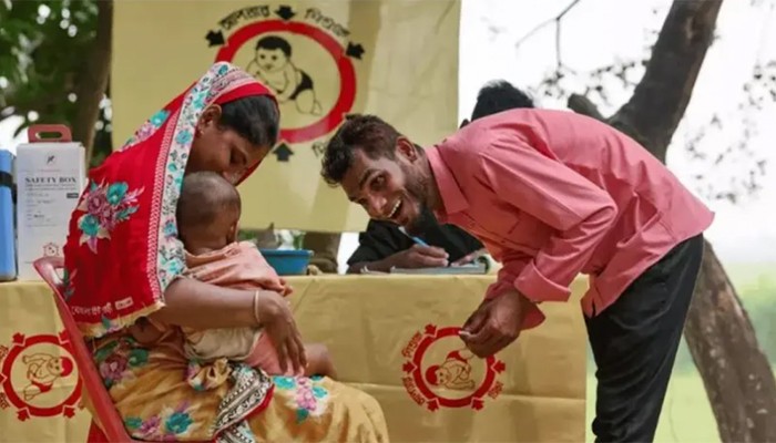 ​সোমবার থেকে দেশব্যাপী হাম-রুবেলার টিকাদান কর্মসূচি শুরু