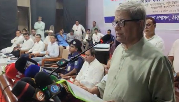 তেলের সংকট নেই, অনৈতিক ব্যবসার কারণে এমন সংকট: মির্জা ফখরুল