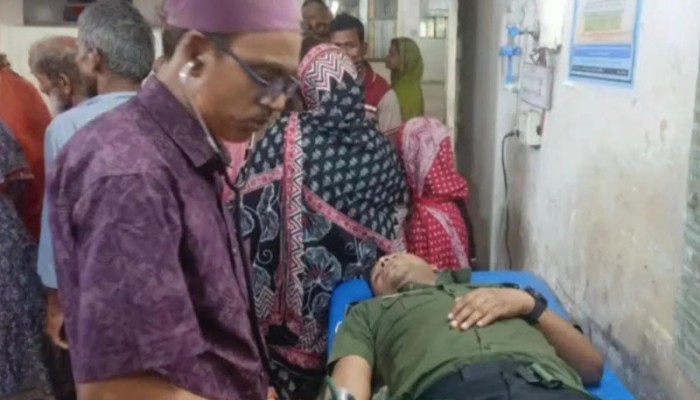 ​তেল পাম্পে ইউএনও’র ওপর হামলায় বডিগার্ড আহত