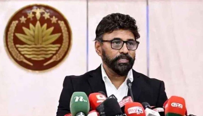 ‘তারেক রহমানের আমন্ত্রণে ঝটিকা সফরে দেশে এসেছিলেন বিল গেটস’