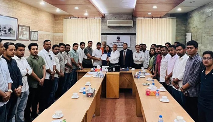 সাদিক কায়েমসহ সহযোগীদের বিরুদ্ধে ব্যবস্থা গ্রহণের দাবি