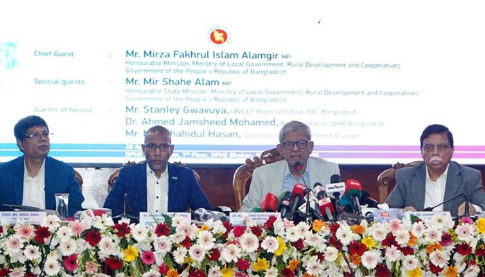 ​ওয়াসার পানি নিয়ে অসন্তোষ প্রকাশ স্থানীয় সরকারমন্ত্রীর