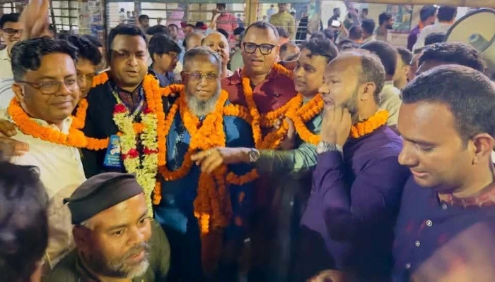ঢাকা বার নির্বাচনে বিএনপি জোটের প্যানেলসহ জয়