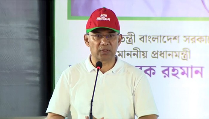 ​জলাবদ্ধতা নিরসনে খাল খনন করছে সরকার: প্রধানমন্ত্রী