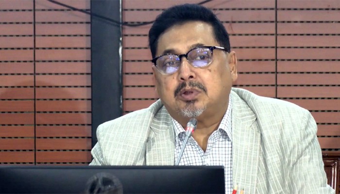 যোগ্যতা না থাকলে শুধু দলবাজি করে লাভ হয় না: মন্ত্রিপরিষদ সচিব
