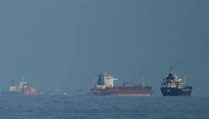 ৫০ হাজার টন অকটেন আমদানির পরিকল্পনা বিপিসির